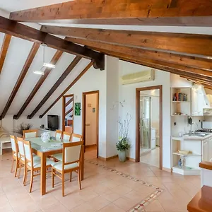 Apartment Ca' Do Pescou, Charming 2,bedroom With Stunning Hill Views Overlooking The Greenery, Rapallo